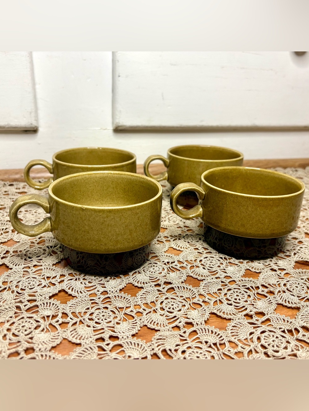 Vintage Mid Century Brown Ekco Canoe Stoneware Stackable Mugs Set of 4